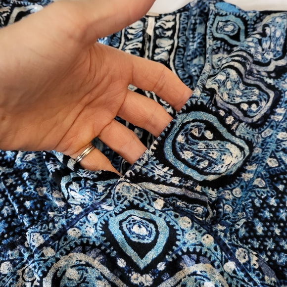 Blue Patterned Women's Top - Picture 3 of 5